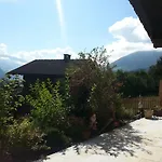 Tyrol Дом отдыха